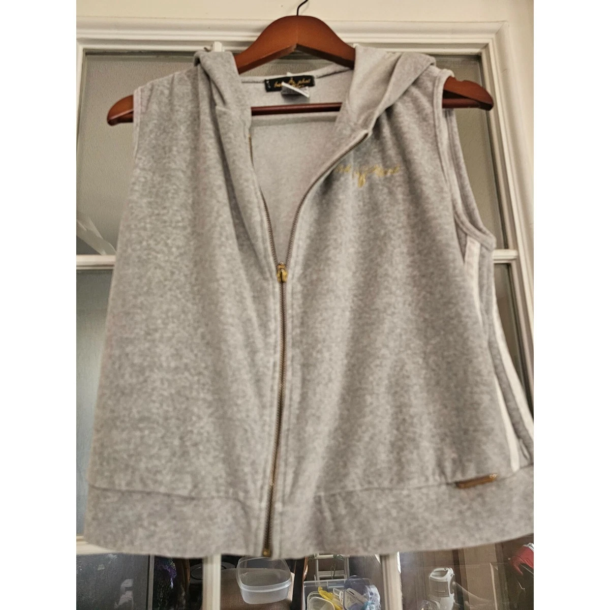 Baby sleeveless best sale hoodie