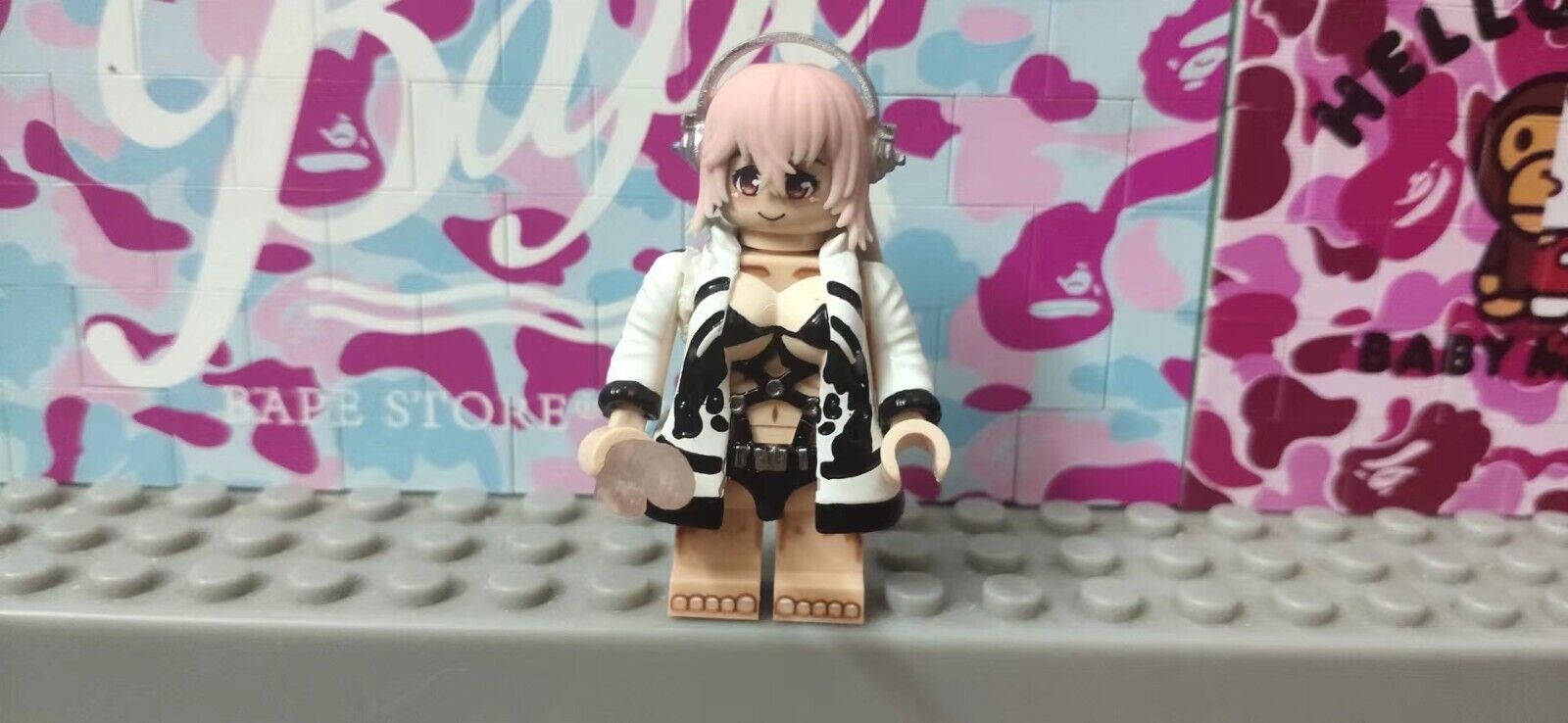 Foto 1 di 2