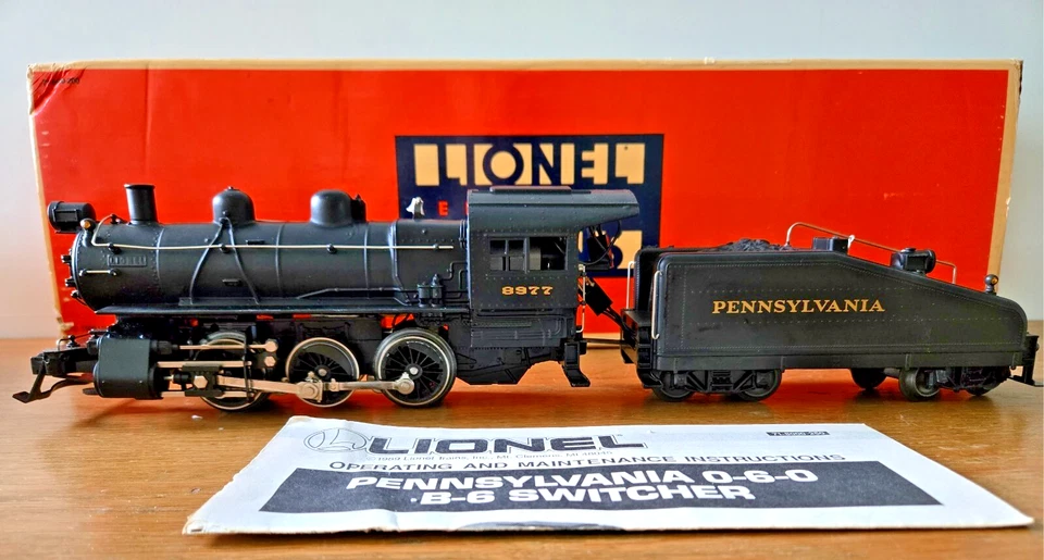 Lionel 6-18000 O Gauge Pennsylvania 0-6-0 B6 Switcher Locomotive & Tender #8977 - Image 2 of 4