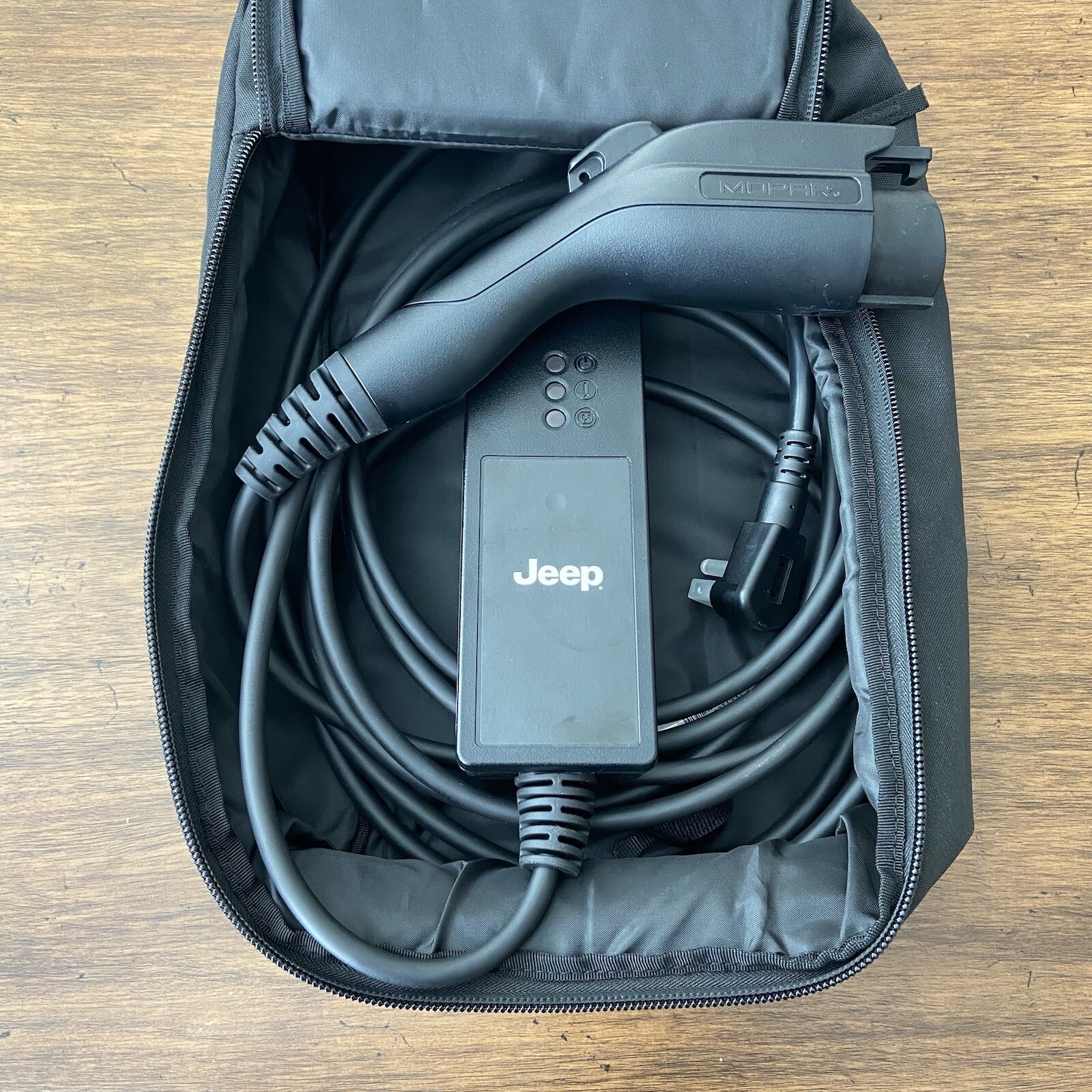 2022 2023 2024 Jeep Grand Cherokee 4XE EV Charger MHEV PHEV plugin