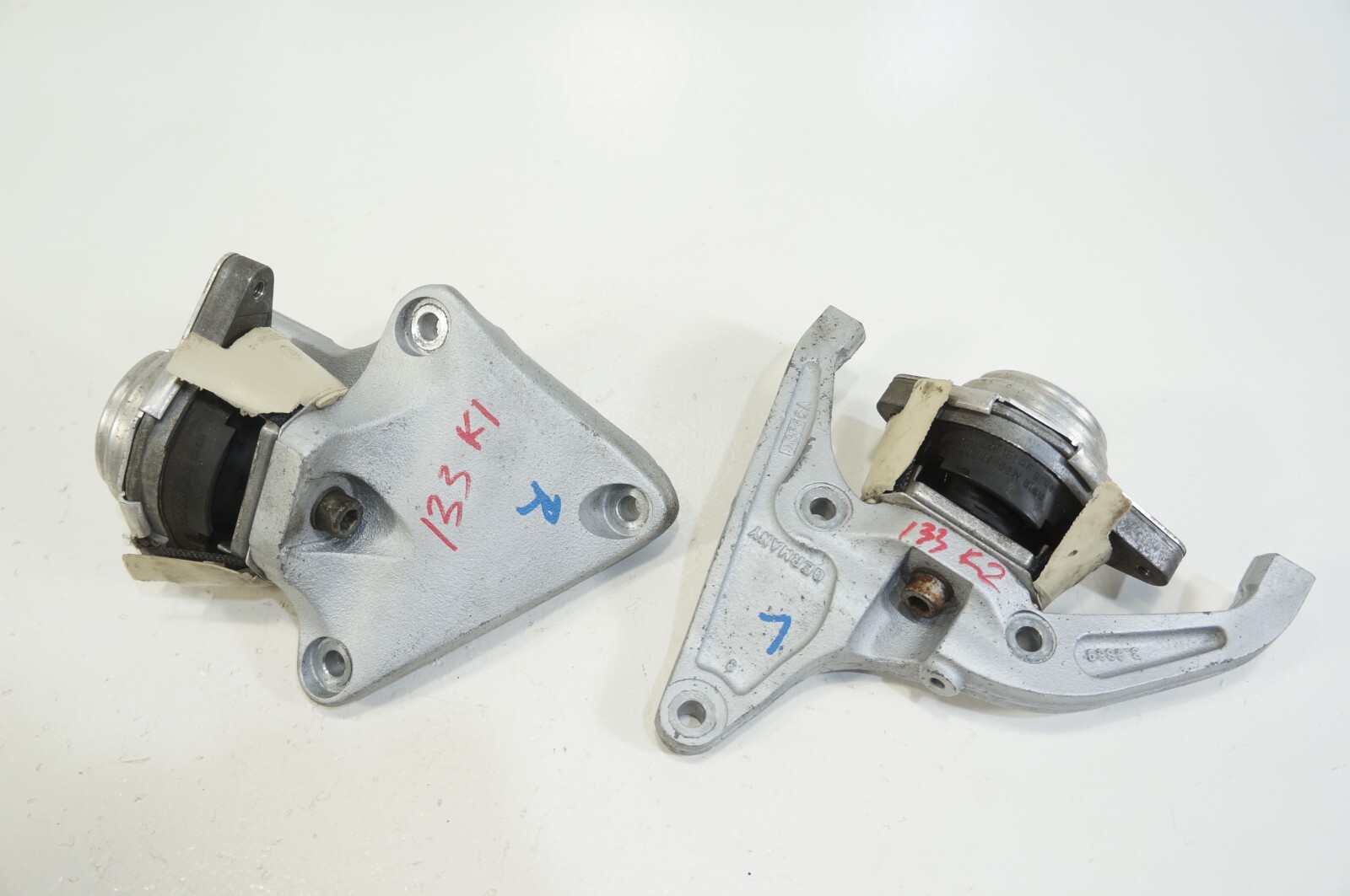 Oem Bentley GTC GT Flying Spur Transmission Support Mount Bracket Pair 2 Genuine