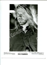 DIE HARD 2-8X10 STILL-1990-RENNY HARLIN-DIRECTOR-ACTION-CRIME-THRILLER FN