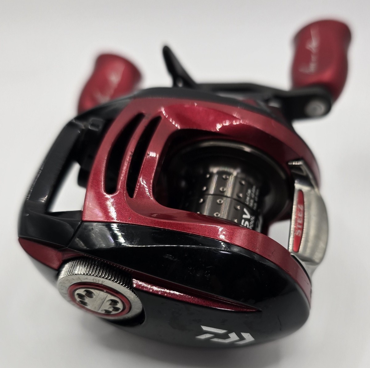 Daiwa Steez Limited SV 103H-TN Baitcast Reel Right Toshi Namiki