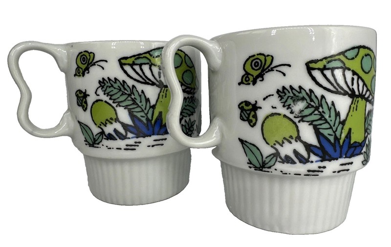 MUSHROOM DESIGN 3 1/2” CERAMIC MUGS, STACKABLE, LOT of 2,  STAMPED JAPAN 1970’s