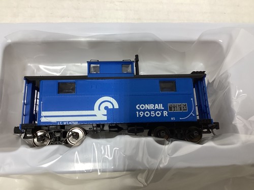Bowser #43352 escala HO "Conrail" N-5 caboose Rd. #19050 | Condition: New