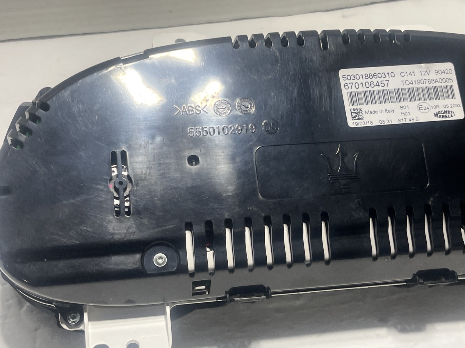 Maserati Levante 3.0 V6 Kombiinstrument Tacho Speedometer 670106457