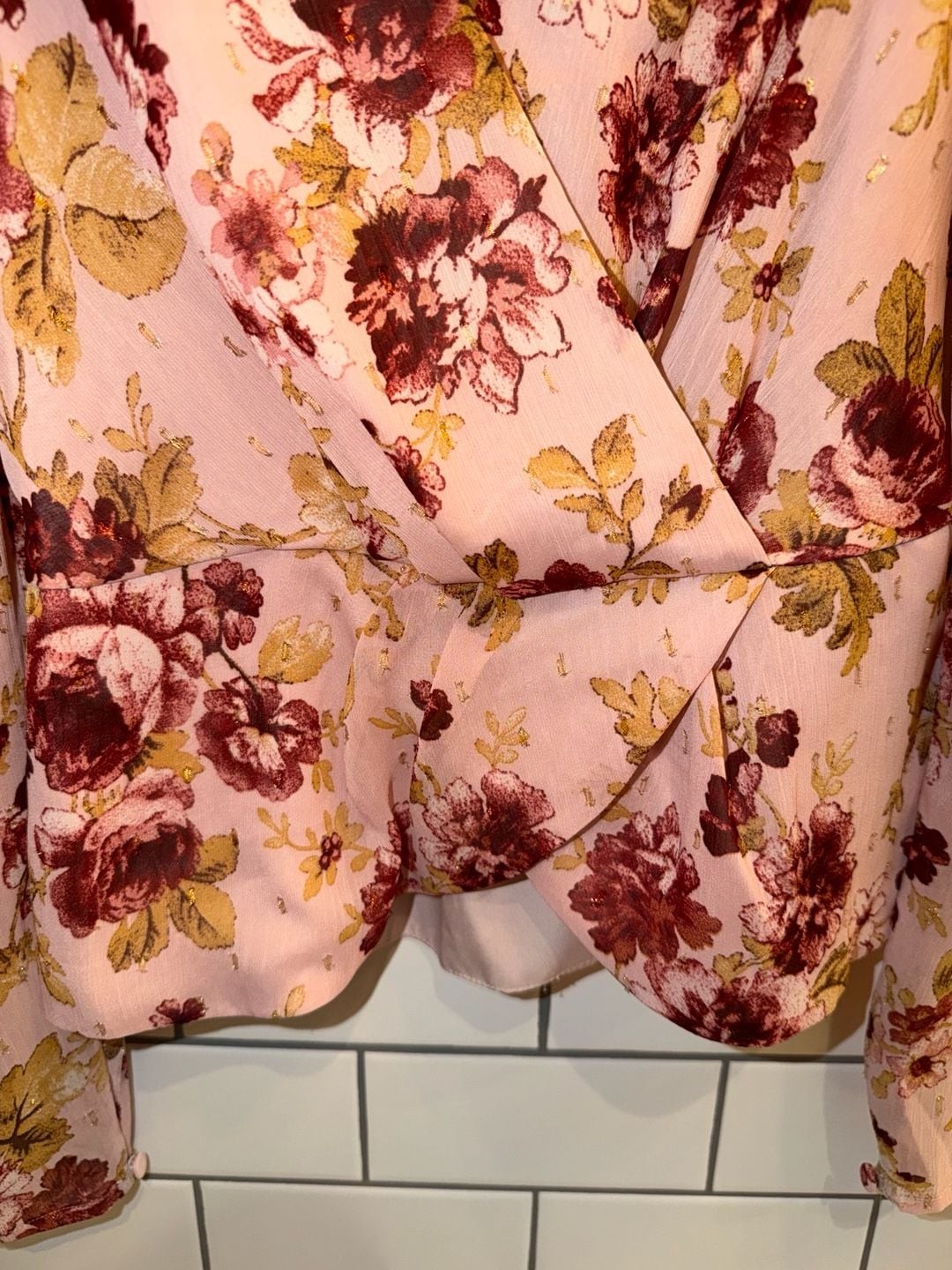 🌸 Express Blush Floral Surplice Peplum Blouse | XS ✨, photo 5