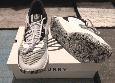 RARE UA Curry 3Z24 Basketball Shoes-- Never Worn NEW IN BOX (Sz 10.5)