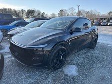 2026 TESLA MODEL Y Long Range