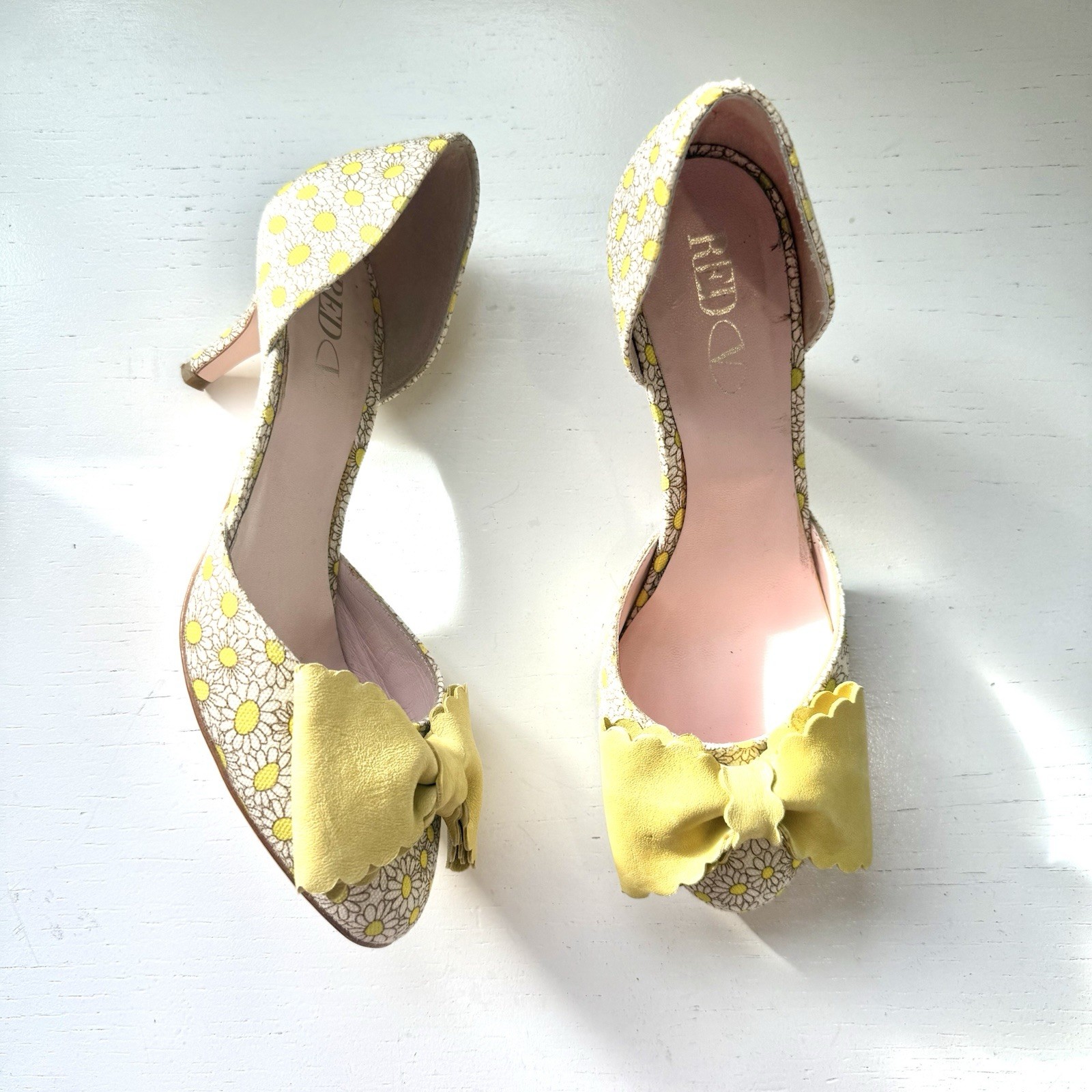 Valentino RED Daisy Floral Bow Heels Made in Italy Size 38 US 8 Yellow thumbnail 2
