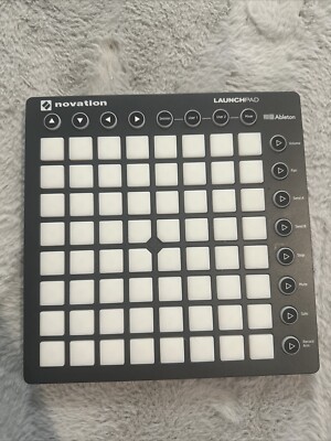 Novation Launchpad MK2  Black
