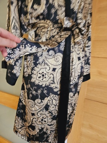St Michael Paisley Nightshirt & Dressing Gown Satin Silk Feel Size Uk 20-22 - Picture 9 of 18