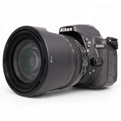 Nikon D D5300 24.2 MP SLR-Digitalkamera - Schwarz (Kit m/ AF-S DX 18-55mm)