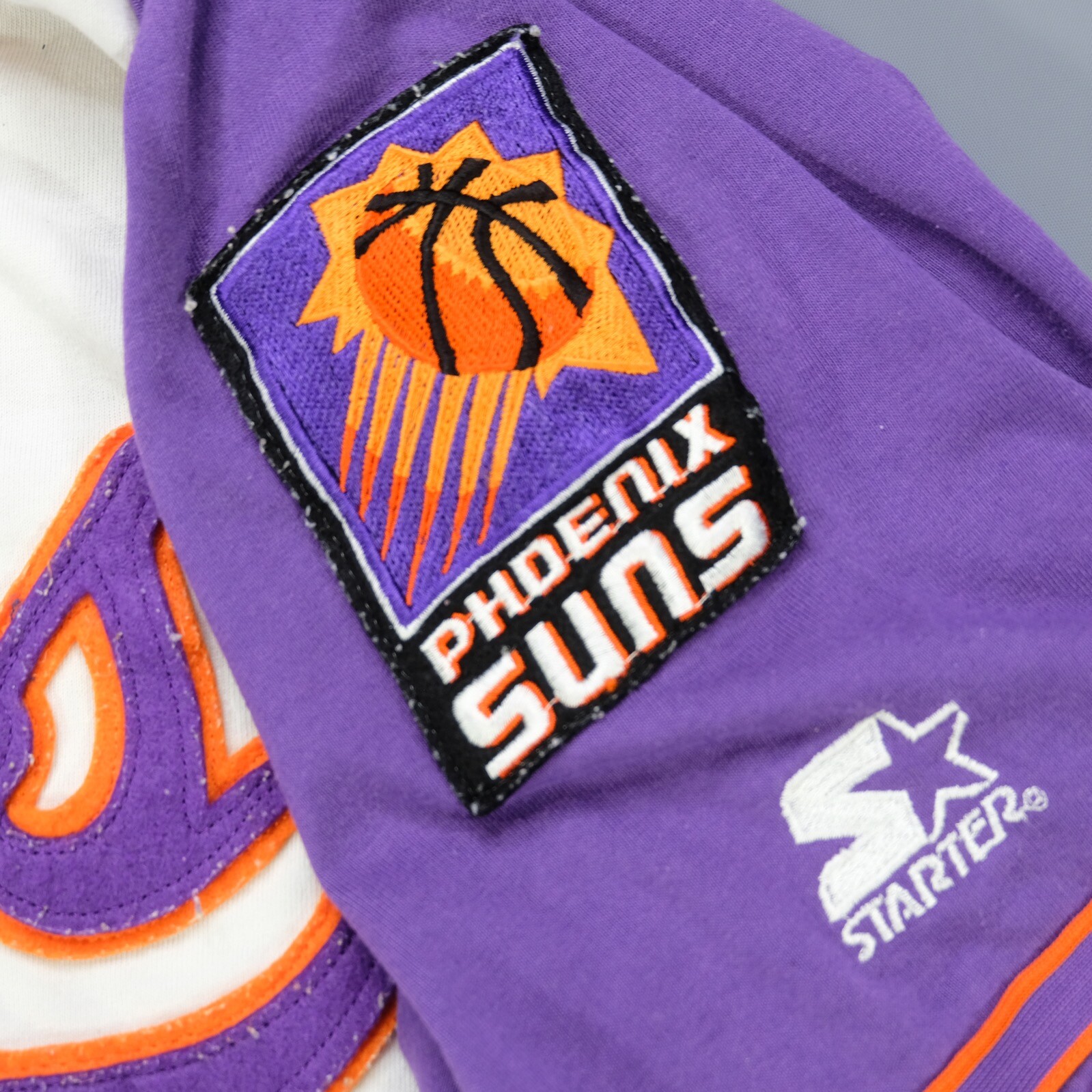 Vintage 1990's STARTER NBA Phoenix Suns Long Sleeve Jersey Sz. XL