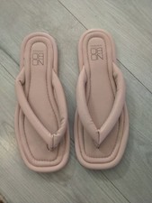 No Boundaries Women's Puffy Flip Flops Slip On Sandals Pink Size 10