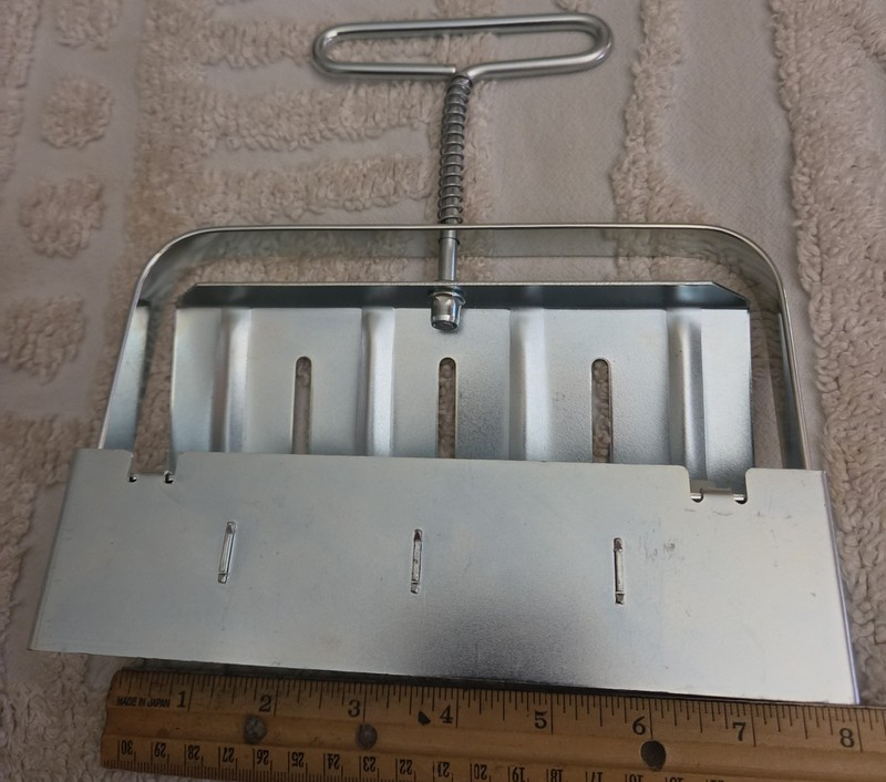 Soil Blocker 2 Inch 4 Cell Upgraded Soil Block Maker Heavy Duty - NEW - Unboxed