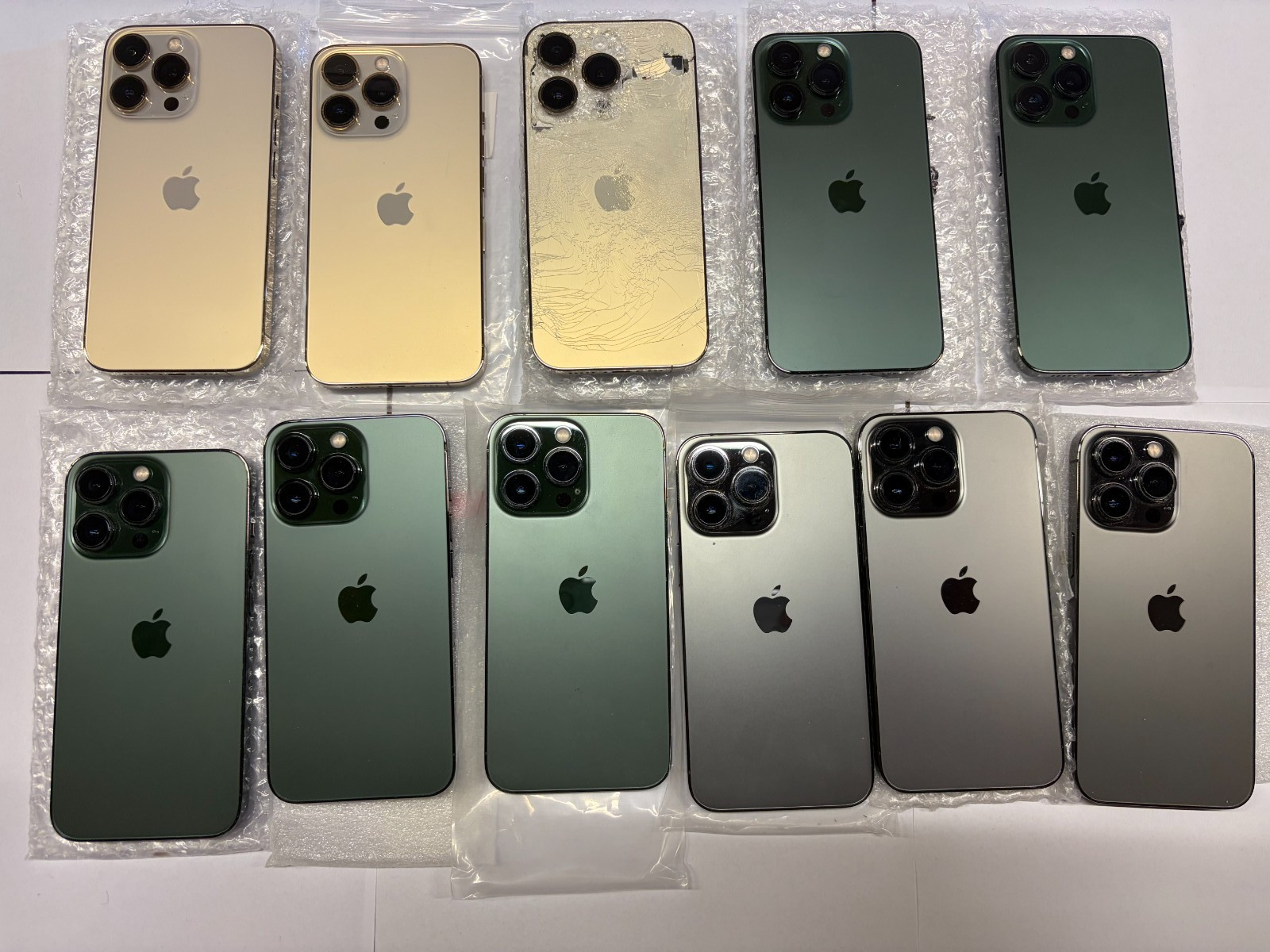 LOT IPHONE 13 MINI 64 Go 128 Go 13 64 Go 128 Go 256 Go 13 PRO 64 Go 128 Go 