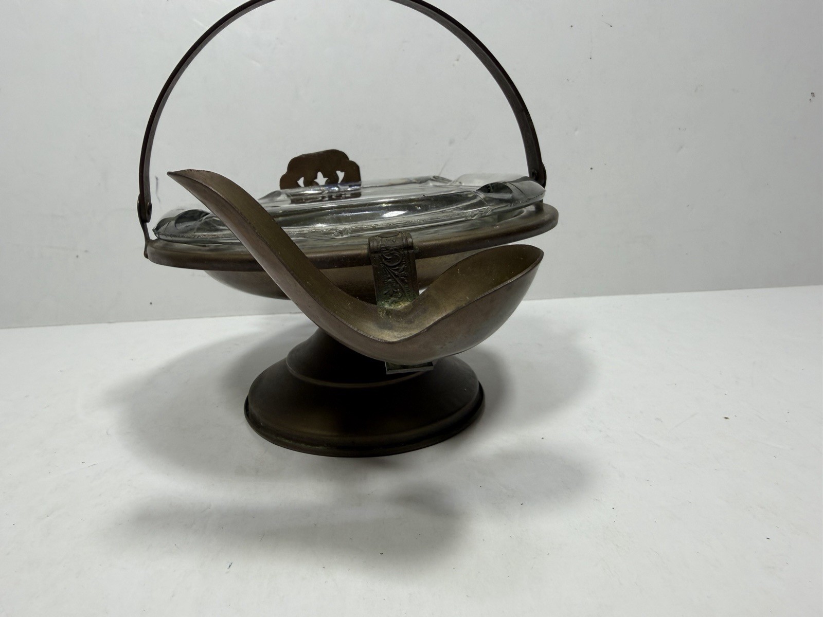 Vintage Brass Ashtray With Pipe & Matches Holder Glass Tray Insert (79)