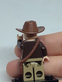 Lego Indiana Jones Minifigure  iaj001 With Satchel