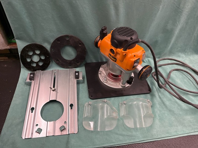 Triton TRA001 Plunge Router Orange 3 - 1/4 Hp Dual Mode Precision Pl (HPG054053)