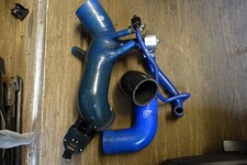 AUDI TT 225  TURBO BOOST PIPE DUMP VALVE AND CATCH TANK A 2 SILCONE PIPES