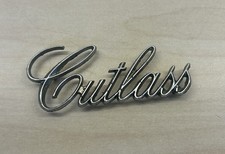 1971-1972 Oldsmobile Cutlass Chrome Script Emblem 9851757