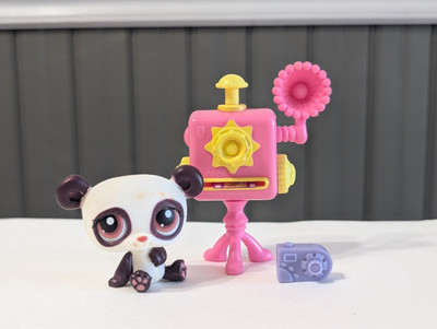 Littlest Pet Shop Panda #387 Camera PETS AROUND THE WORLD LPS Camera