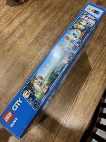 BNIB retired LEGO City Crook's Hideout 60068 Very Rare Unopened collectors