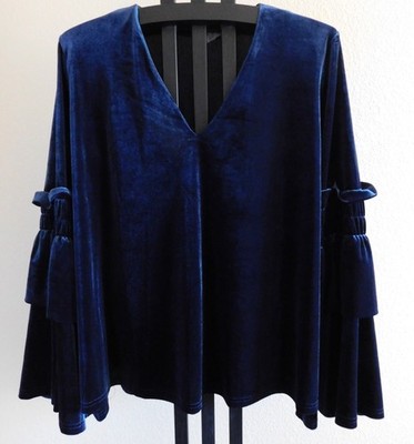 Lost Ink Women s 3X Velvet Top Navy Blue Velvet Tiered Statement Bell Sleeves