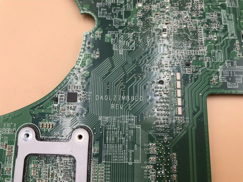 Placa Base Lenovo U310 Intel I3-3217U DA0LZ7MB8E0 Usada, No Probada - Imagen 4 de 4