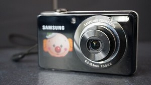 Samsung PL100 12.2MP Selfie Screen Digital Camera - Black