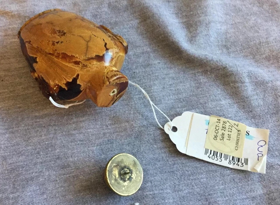 Китайская табакерка бирманский корень янтарь династии Цин 清代琥珀鼻烟壶 佳士得拍品 缅甸根珀溶洞 - Изображение 4 из 4