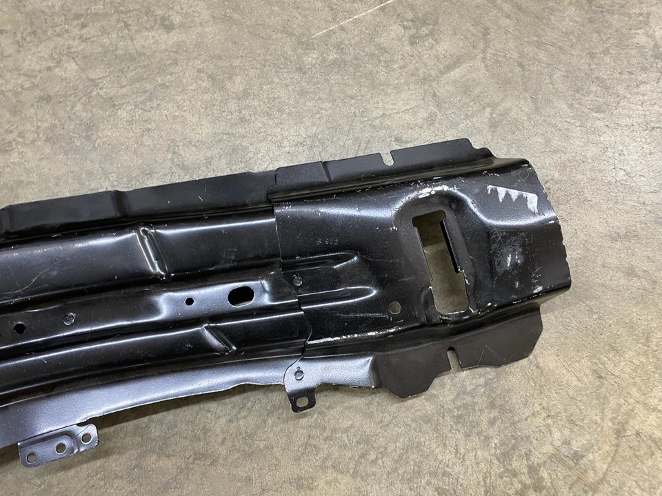 Suporte externo de para-lama Ford Edge Lincoln Nautilus passageiro 2019-2023 K2GZ-16054-A - Imagem 4 de 4