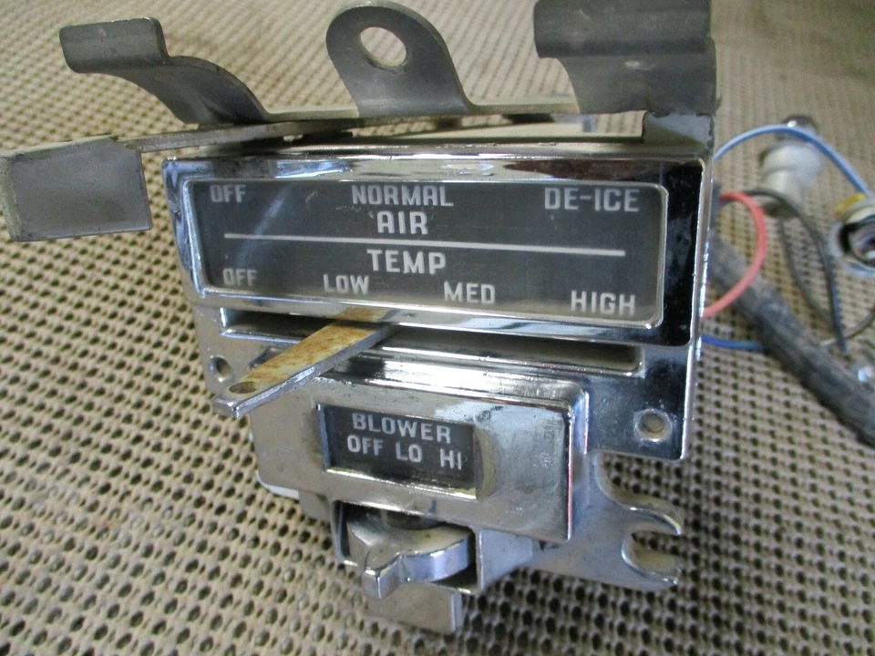 Pontiac Chieftain Star Chief 1955 Safari calefacción selector controles Foto 2 de 4