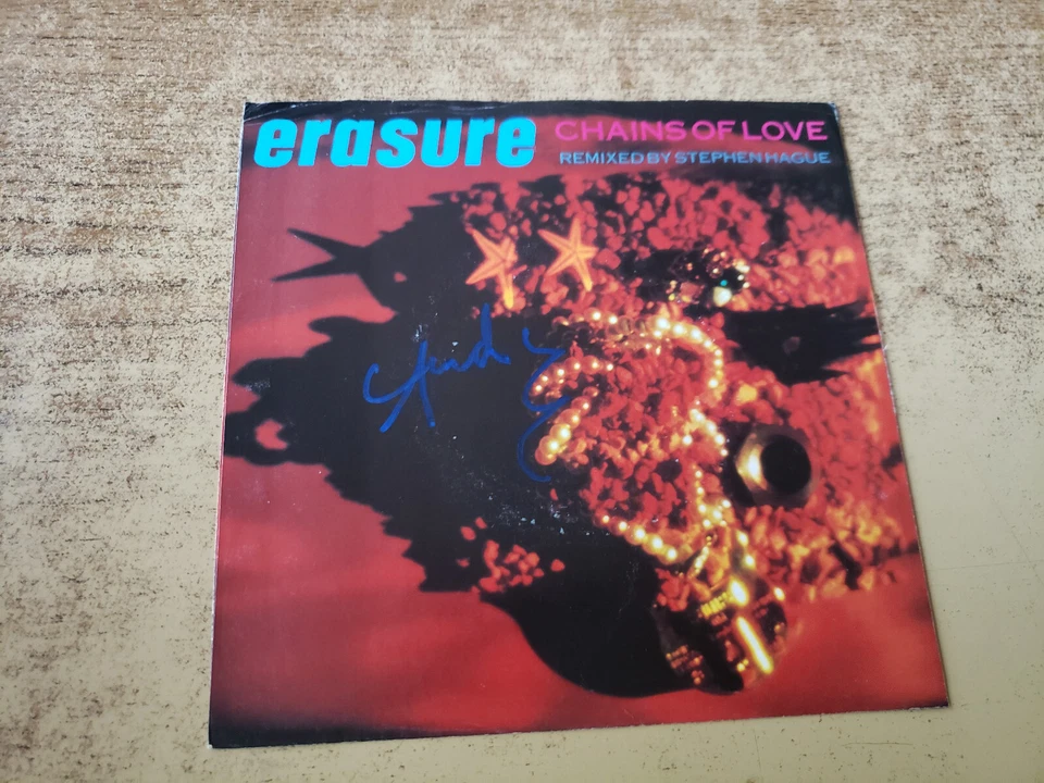 ANDY BELL HAND SIGNED VG++ SLEEVE 1980s Erasure – Chains Of Love 45 Foto 2 de 3