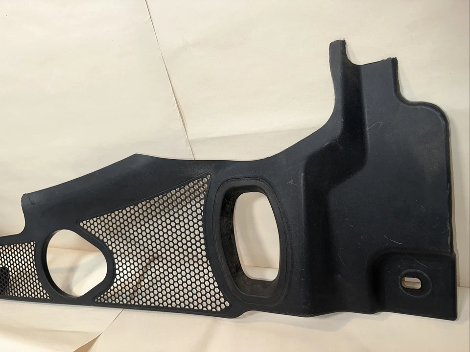 2012-2016 AUDI A4  COWL VENT PANEL WINDSHIELD WINDOW GLASS FRONT 8K1819447 OEM - Image 2 of 4