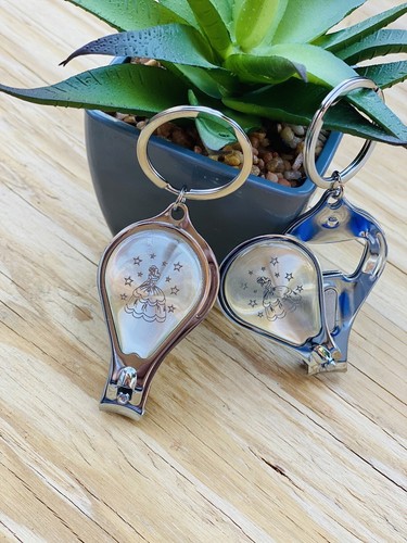 24pcs QUINCEANERA FAVORS 12 KEYCHAIN 12 MIRRORS SWEET 16 RECUERDOS PARA 15 AÑOS - Picture 5 of 9