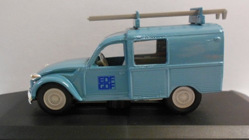 Eligor 1/43 Scale Diecast Model 1332 CITROEN 3 CV 'EDF-GDF' BLUE - Picture 2 of 4