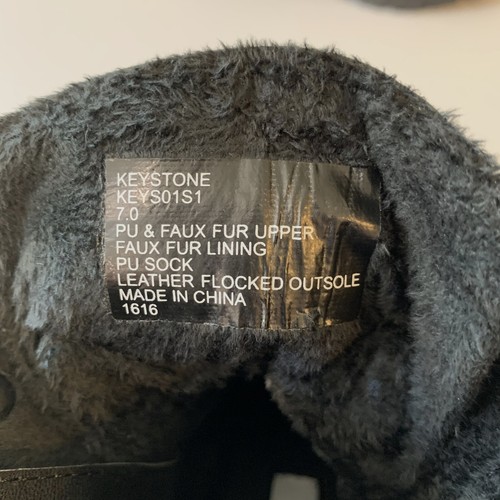 Steve Madden Keystone Combat Boots Kunstfell Stollensohle Schnürung schwarz Gr. 7 NEU - Bild 8 von 8