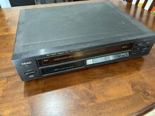 Teac PD-700M Multi Compact Disc Player - Tested For Power - READ
