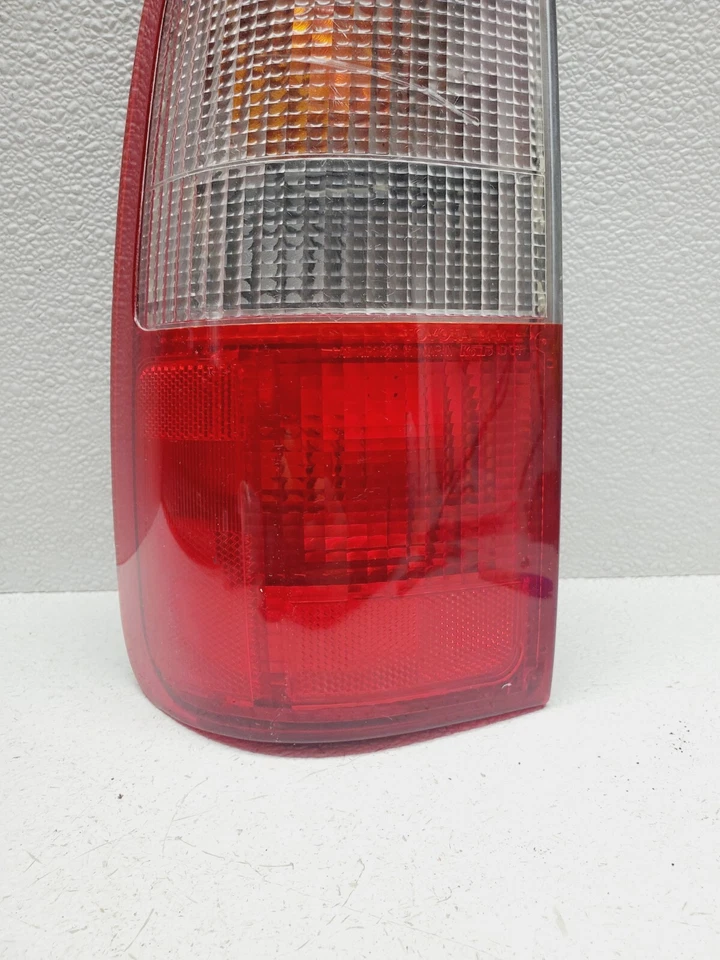 1993 - 1998 1994 1995 1996 97 Toyota T100 TAIL LIGHT LAMP Driver Left LH OEM - Image 3 of 4