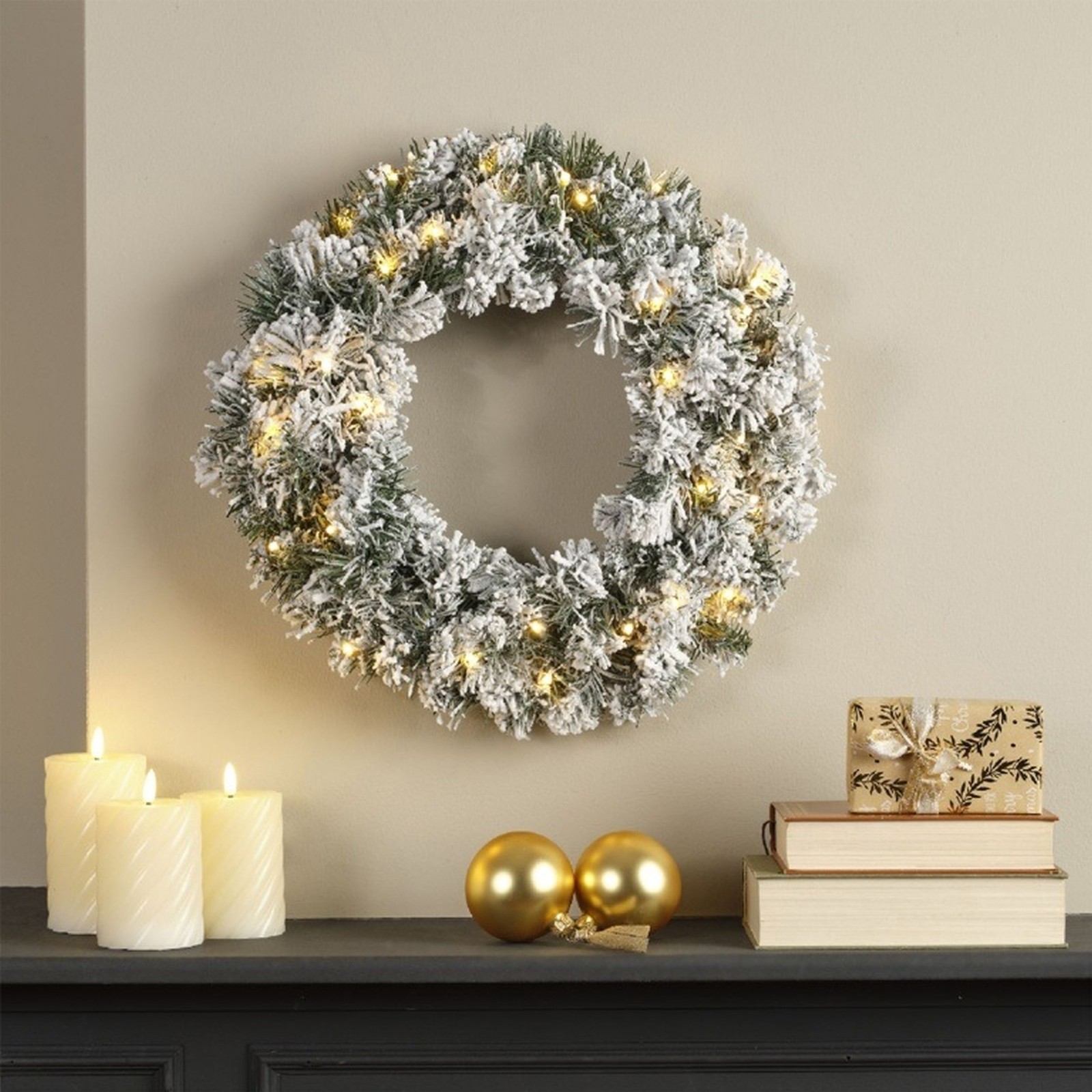 B&Q - Snowy Green Lit Christmas Door WreathWarm White Leds50Cm Diameter - Image 2