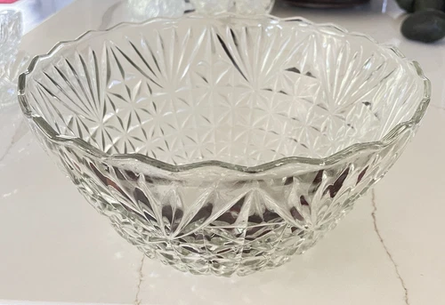 Anchor Hocking Arlington Punch Bowl