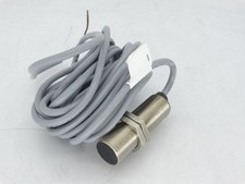 BALLUFF BES 516-211-E4-E-03 SENSOR USED 1229170320 - 