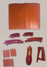 Hot Wheels Bahn Bausset Mit vielen verschiedenen Teilen