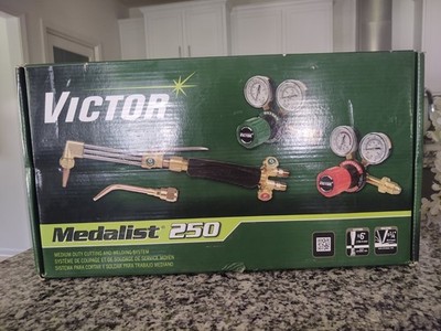 Victor 0384-2540 Medalist 250 Acetylene Cutting Welding Torch Outfit