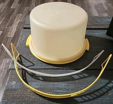 Vintage Tupperware 683-7 Cake Taker w/ Harvest Base and Carrier W/2 Handles