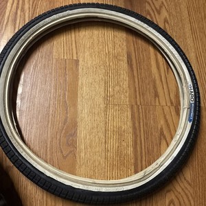 HARO MULTI SURFACE 3 White Wall TIRE 20" 1.85  ORPHAN Great Shape Vintage