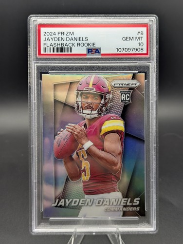 2024 PANINI PRIZM PRIZM FLASHBACK RC NO HUDDLE #8 JAYDEN DANIELS ROOKIE PSA 10
