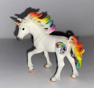 Schleich RAINBOW UNICORN Bayala Fantasty Jeweled Horse Figure - #70525